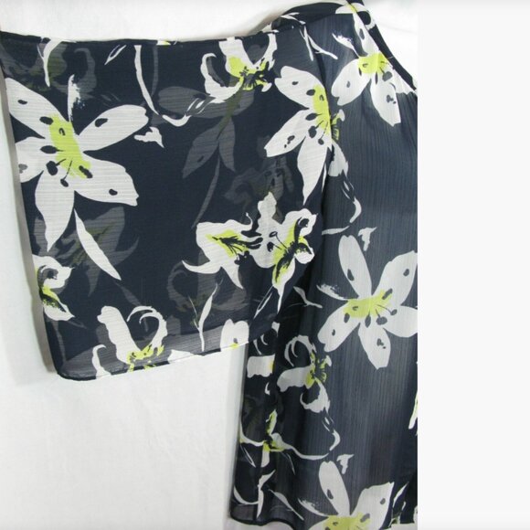 Brand New CLUB MONACO Sheer Textured Navy Floral Print Kimono Sleeve Blouse - Picture 2 of 9